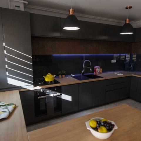 Apartament 3 camere - bucatarie