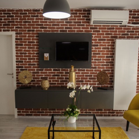 Studio - living