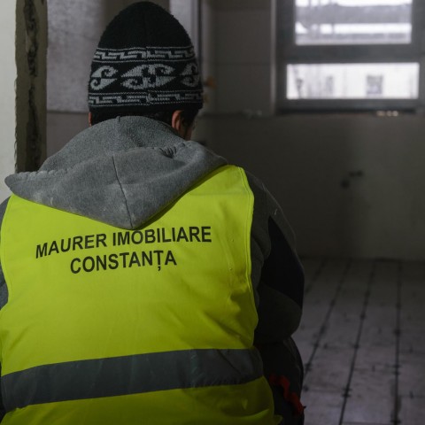 Constructii
